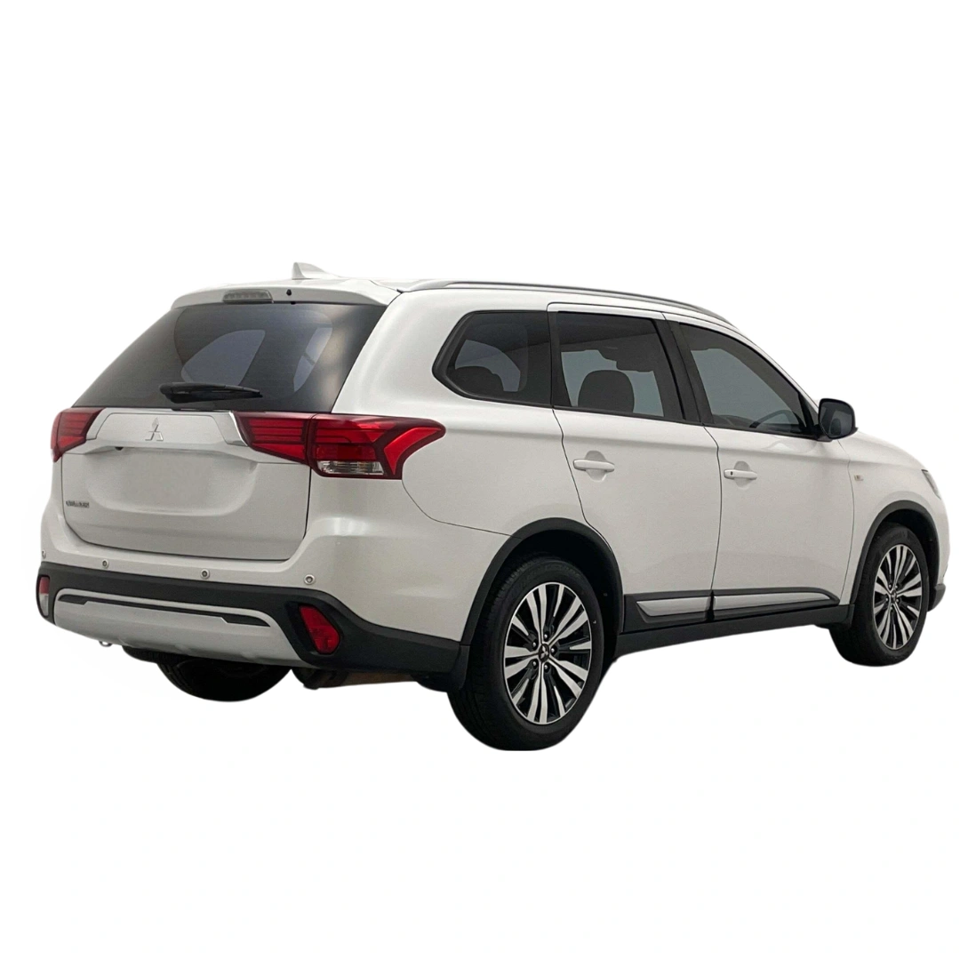 Mitsubishi-Outlander-Body-Kit-V1-Beyond-Auto-Accessories-Rear-Before