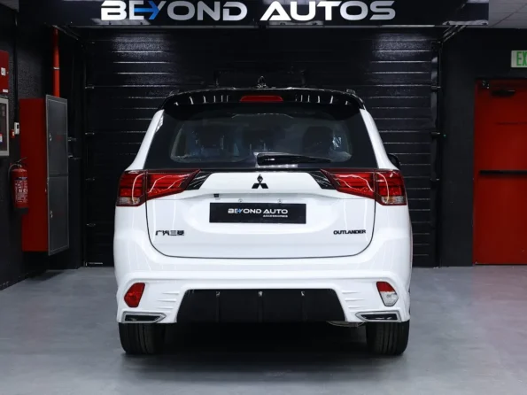 Beyond-Auto-Accessories-_-Outlander-V1-_-Body-Kit-Rear