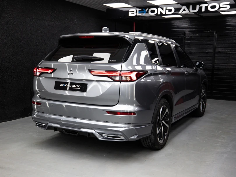Mitsubishi Outlander Prime Auto Accessories Dubai - Professional Installation UAE Mitsubishi Outlander Prime Auto Accessories Dubai UAE Professional Installation