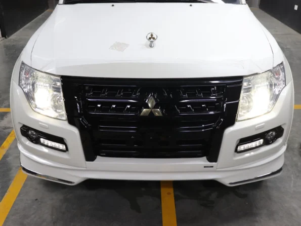 Mitsubishi Pajero Signature Body Kit - Beyond Auto Accessories - baashops.com