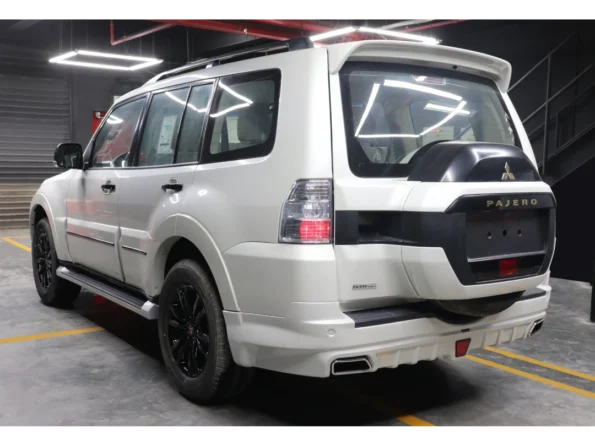 Mitsubishi Pajero Signature Body Kit - Beyond Auto Accessories - baashops.com