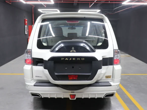 Mitsubishi Pajero Signature Body Kit - Beyond Auto Accessories - baashops.com