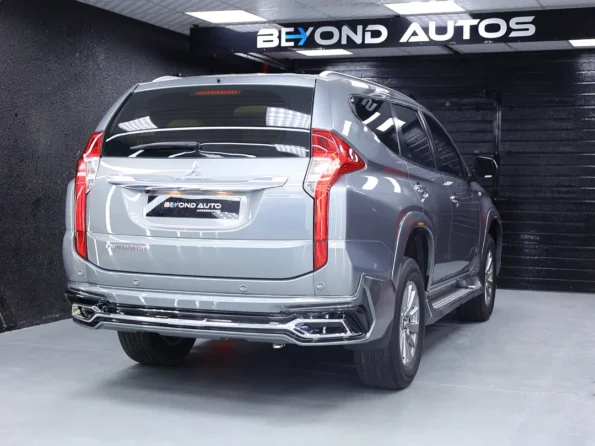 mitsubishi-montero-sport-v1-Body-Kit-baashops.com