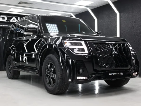 Mitsubishi-Pajero-Black-Hawk-Exterior-Upgrade-baashops.com