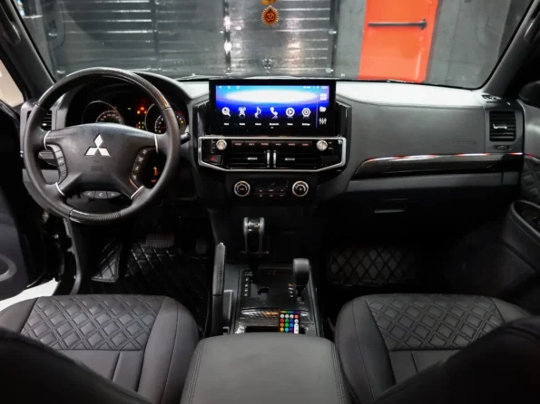 Mitsubishi-Pajero-Black-Hawk-Interior-Upgrade-baashops.com