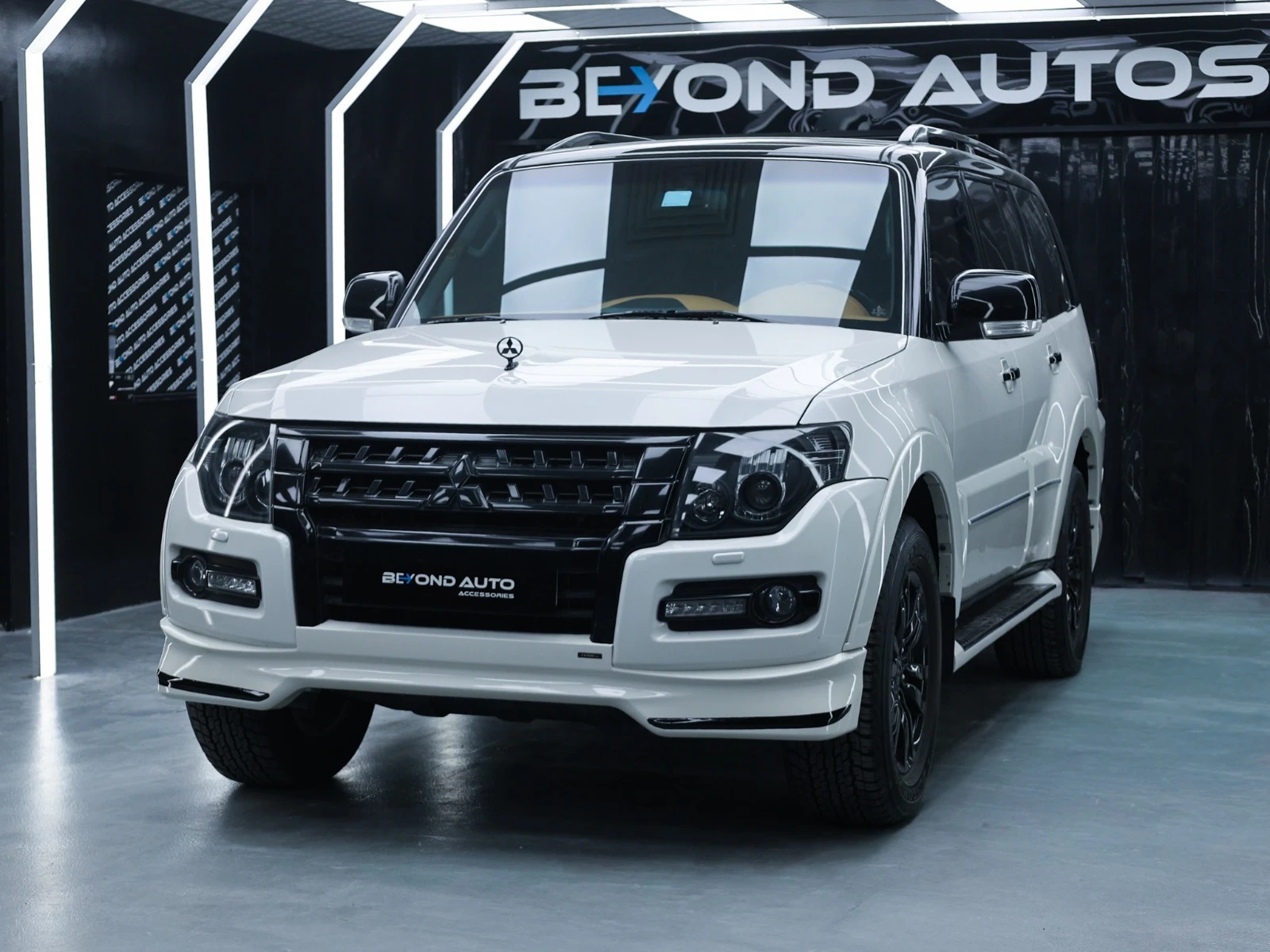 Mitsubishi Pajero Signature Auto Accessories Dubai - Professional Installation UAE Mitsubishi Pajero Signature Auto Accessories Dubai UAE Professional Installation