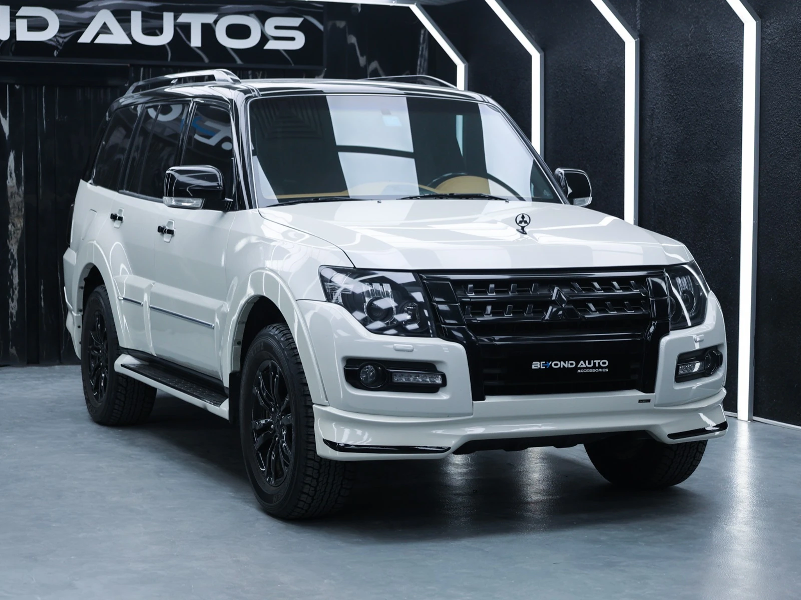 Mitsubishi Pajero Signature Auto Accessories Dubai - Professional Installation UAE Mitsubishi Pajero Signature Auto Accessories Dubai UAE Professional Installation