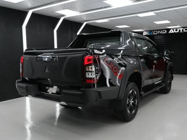 Mitsubishi L200 Triton Body Kit V1- beyond auto accessories - baashops.com