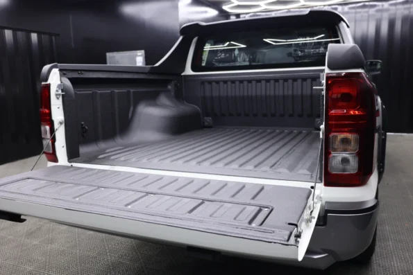 Mitsubishi L200 Triton Body Kit - beyond auto accessories - baashops.com