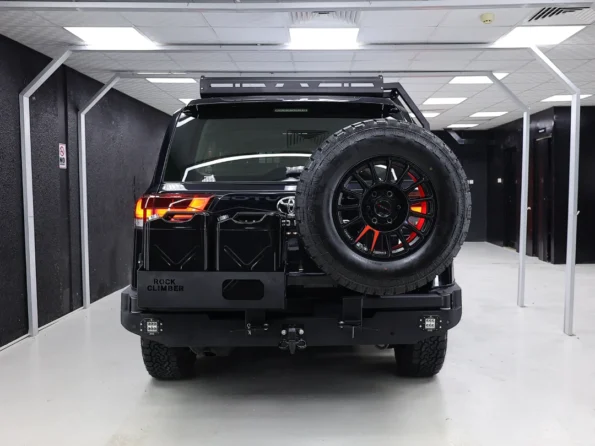 Toyota LC300 Off-road upgrade - beyond auto accessories - baashops.com