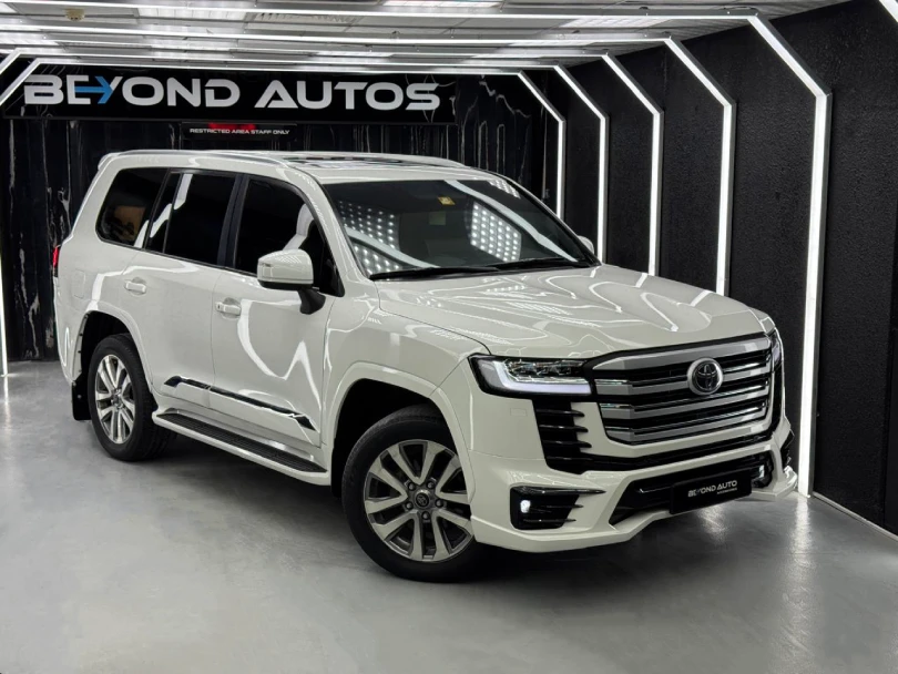 Toyota Land Cruiser Auto Accessories Dubai - Professional Installation UAE Toyota Land Cruiser Auto Accessories Dubai UAE Professional Installation