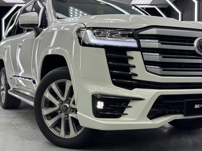 Toyota Land Cruiser Auto Accessories Dubai - Professional Installation UAE Toyota Land Cruiser Auto Accessories Dubai UAE Professional Installation