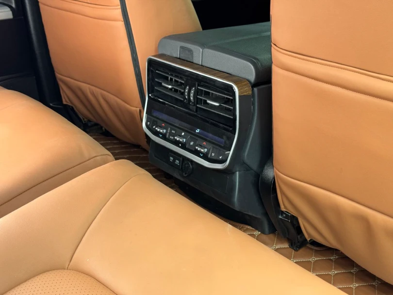 Toyota Land Cruiser Auto Accessories Dubai - Professional Installation UAE Toyota Land Cruiser Auto Accessories Dubai UAE Professional Installation