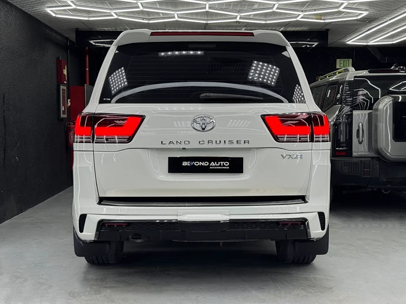 Toyota Land Cruiser Auto Accessories Dubai - Professional Installation UAE Toyota Land Cruiser Auto Accessories Dubai UAE Professional Installation