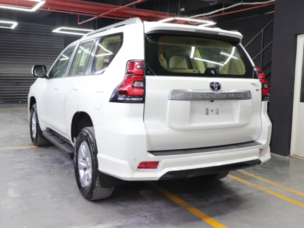 Toyota Prado VXR Body Kit - Beyond Auto Accessories - baashops.comToyota Prado VXR Body Kit - Beyond Auto Accessories - baashops.com